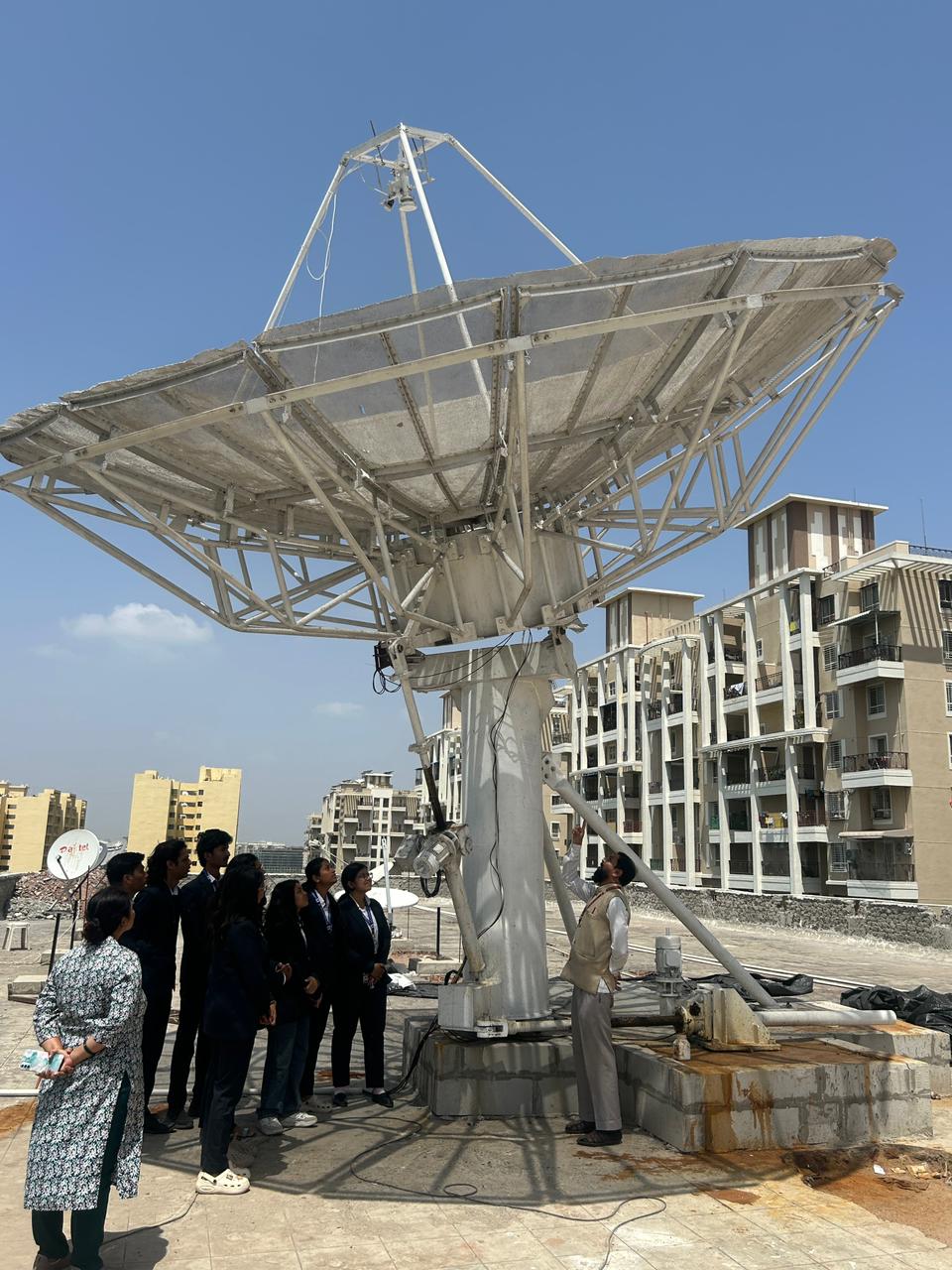 Satellite2_renamed_20260505160344.jpg